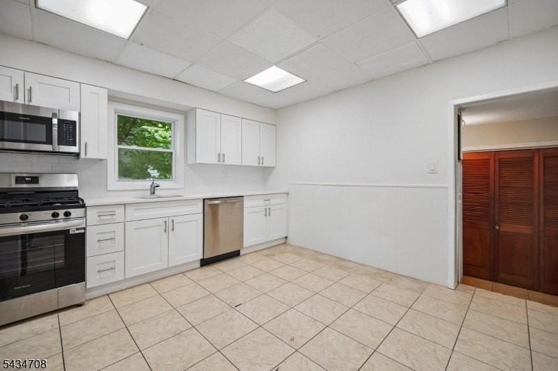 102 2nd St - Photo 6 of 34