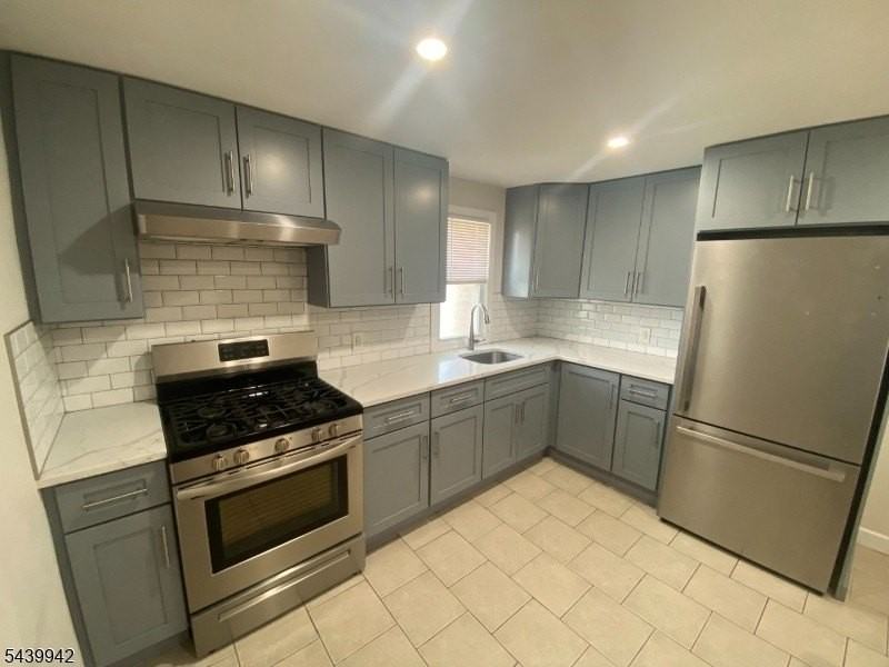 47 Emma Pl #2 - Photo 2 of 13