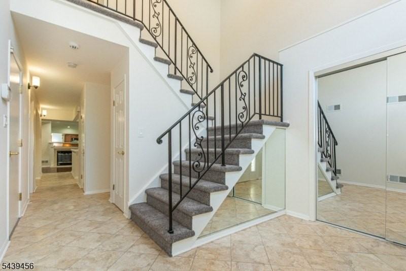 50 Castle Ridge Dr - Photo 3 of 27