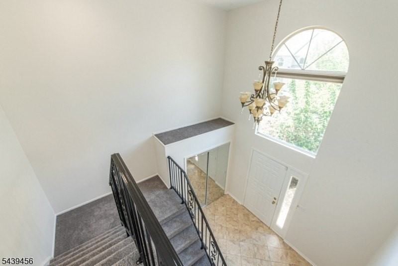 50 Castle Ridge Dr - Photo 4 of 27