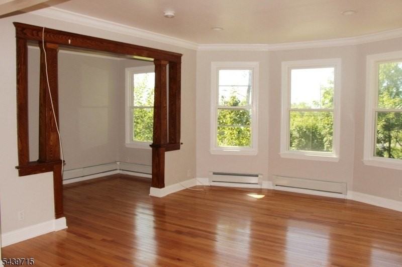 420 Lakeview Ave - Photo 4 of 13