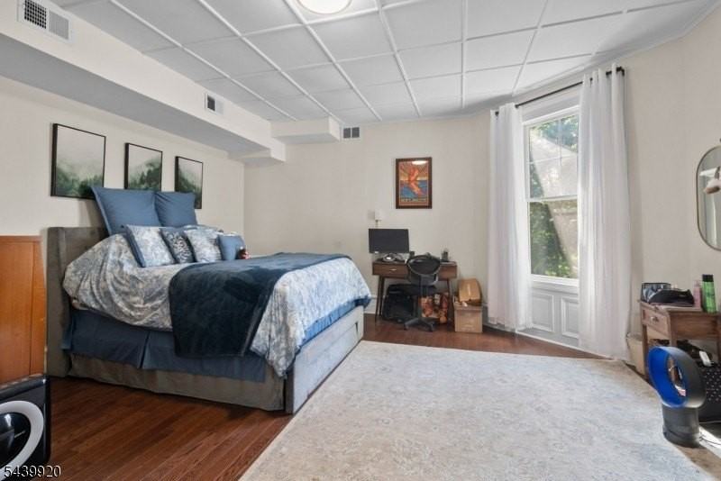 1 Franklin Pl - Photo 6 of 20