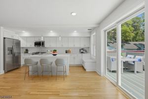 featured image of 116 Valley St #2