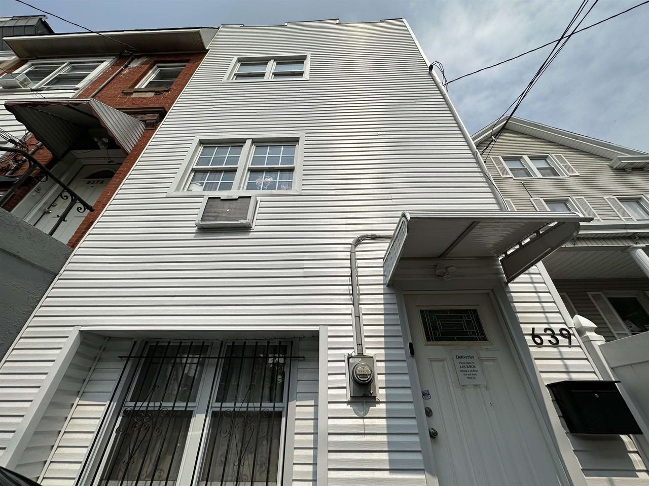 639 Palisade Ave #1stFL