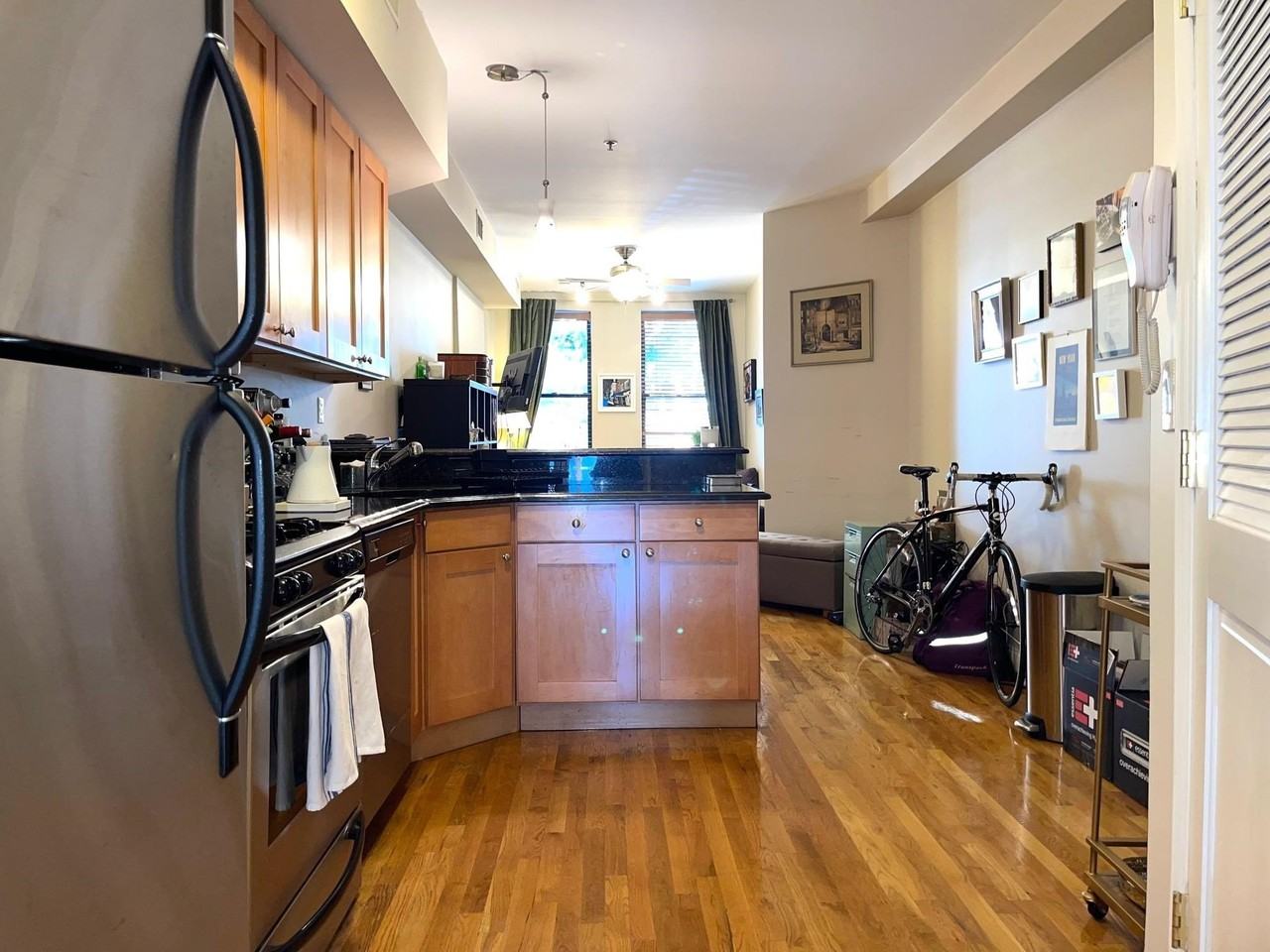 416 Monroe St #1R - Photo 3 of 19