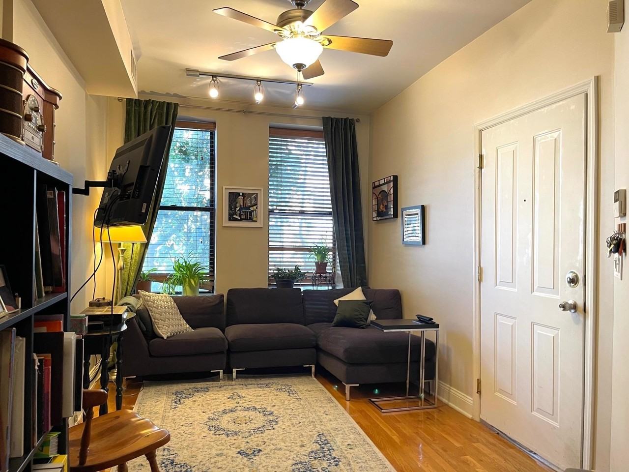 416 Monroe St #1R - Photo 6 of 19
