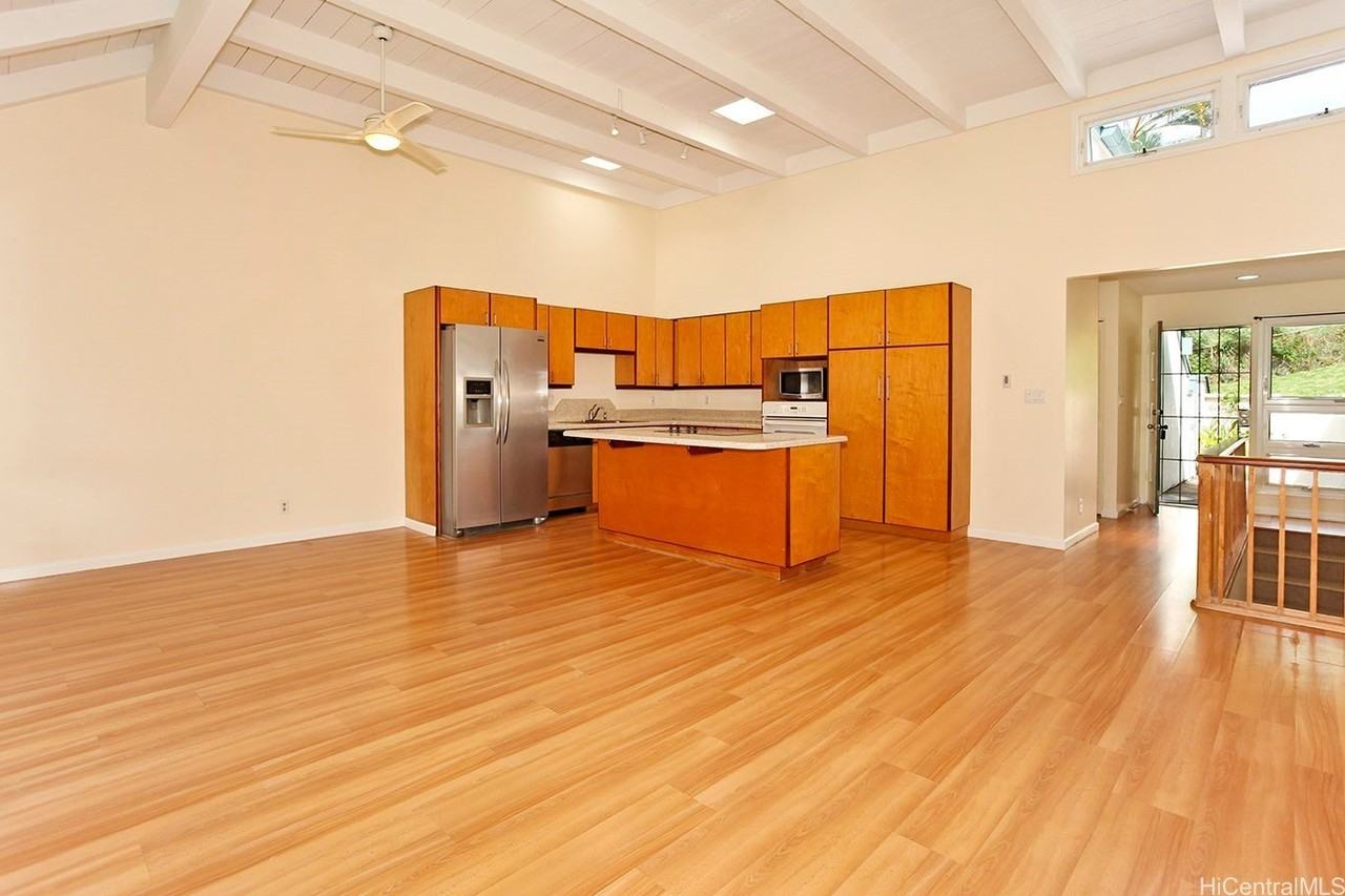 44-145 Laha St #5 - Photo 7 of 11