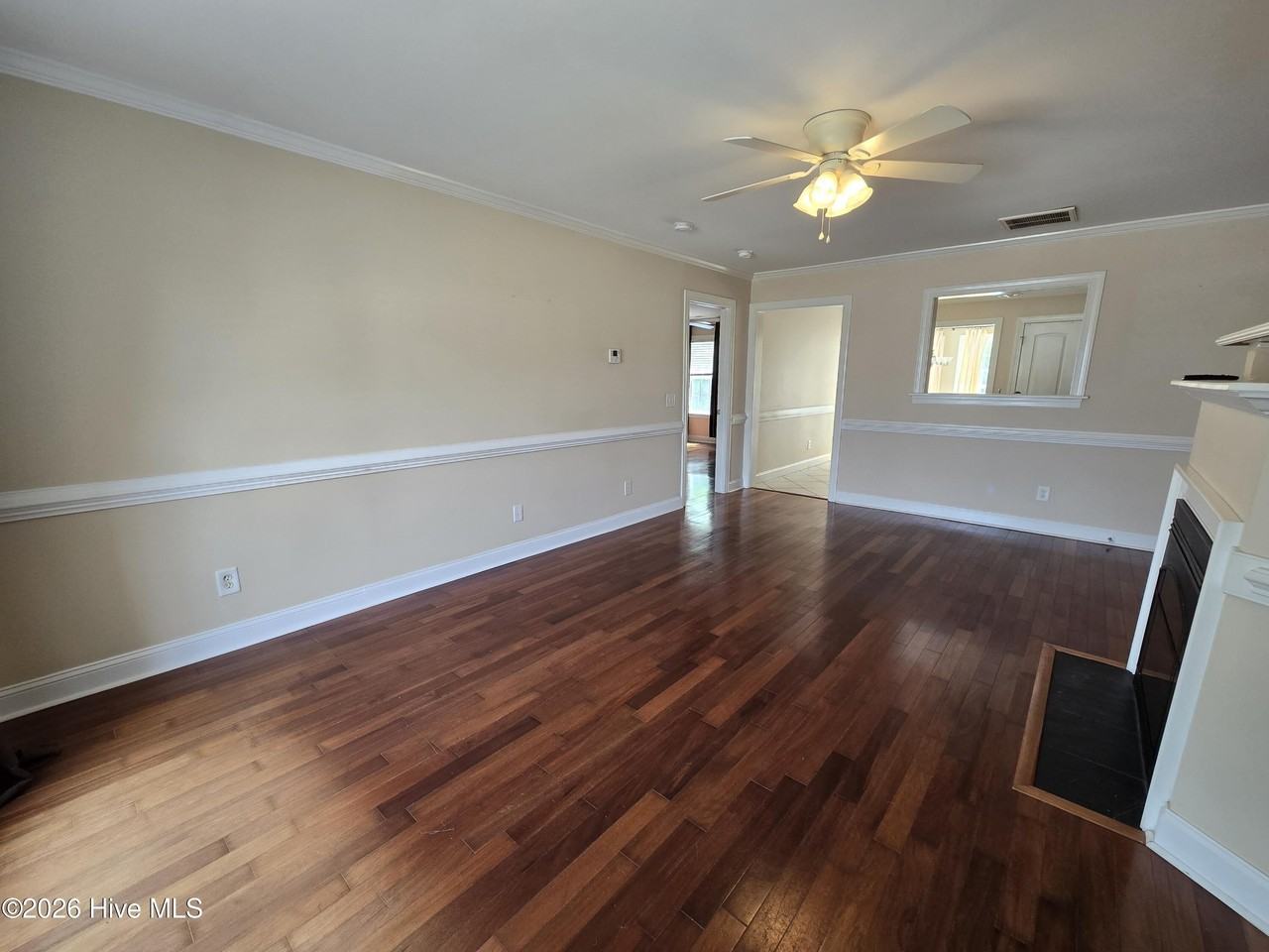 1932 Cambria Dr #A - Photo 2 of 19