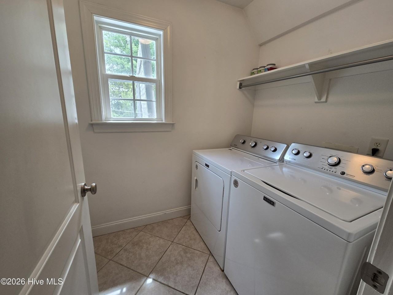 1932 Cambria Dr #A - Photo 7 of 19