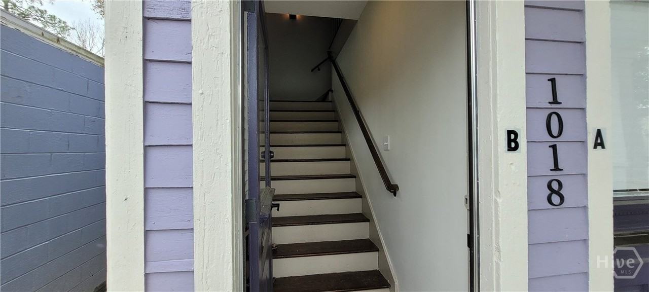 1018 E Gwinnett St #B - Photo 2 of 14