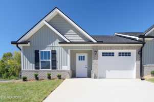 featured image of 8716 Whistling Straits Way
