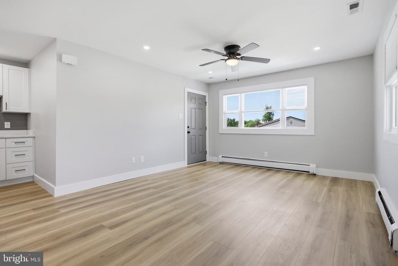 63 Aston Ct - Photo 7 of 21