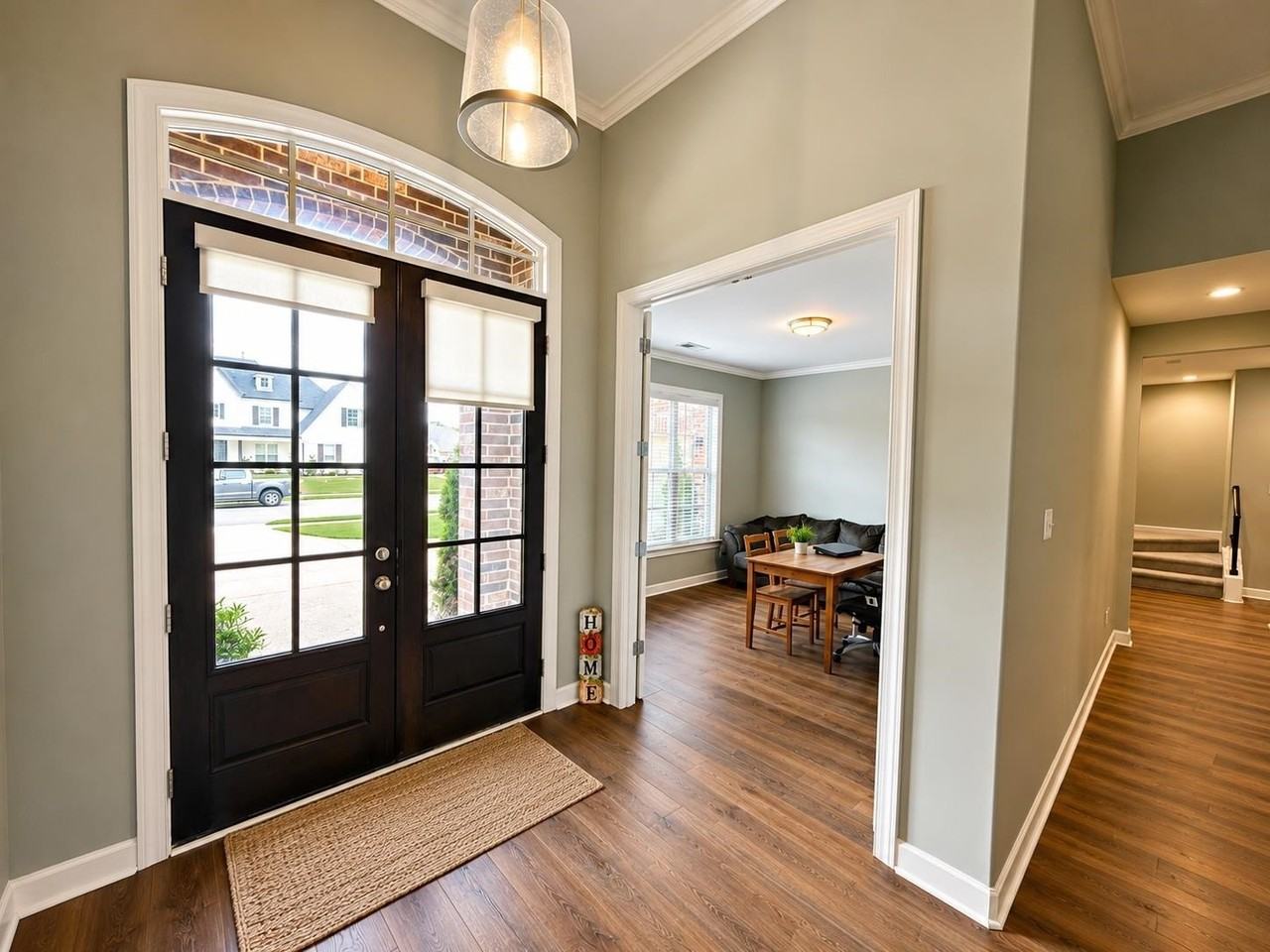 1157 Mountain Side Dr - Photo 2 of 24
