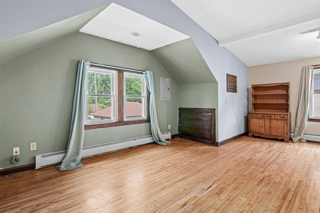 3347 Emerson Ave N #2 - Photo 3 of 11
