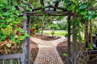 7405 Sw 79th Ct - Photo 1 of 1