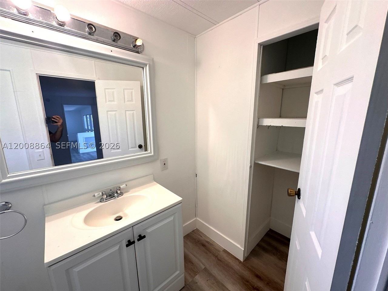 2957 Sw 54th St #0 - Photo 7 of 17