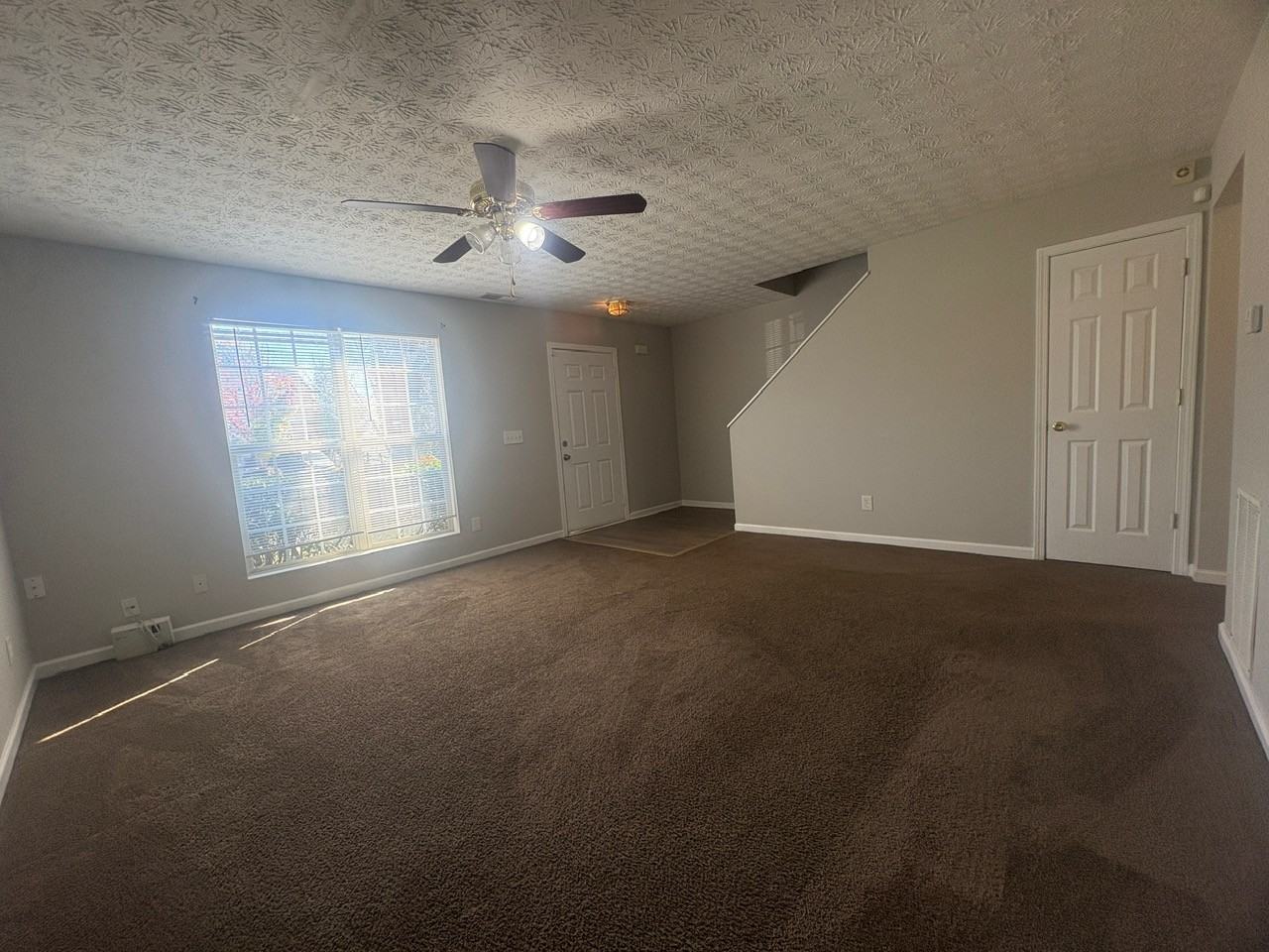 5863 Strathmoor Manor Cir #1 - Photo 2 of 10
