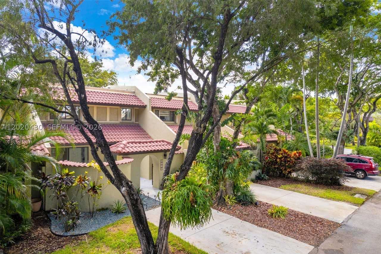 3843 Alcantara Ave #76B - Photo 4 of 50