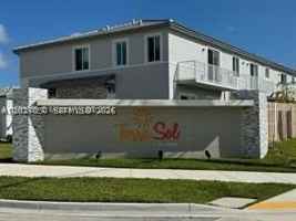 featured image of 1371 Se 7th Ter #1371