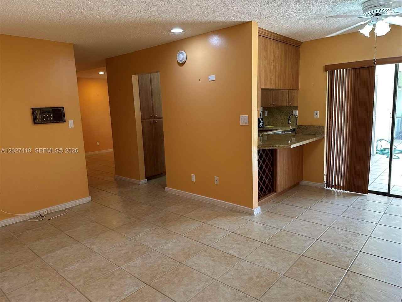10711 Sw 116th Ave - Photo 7 of 21