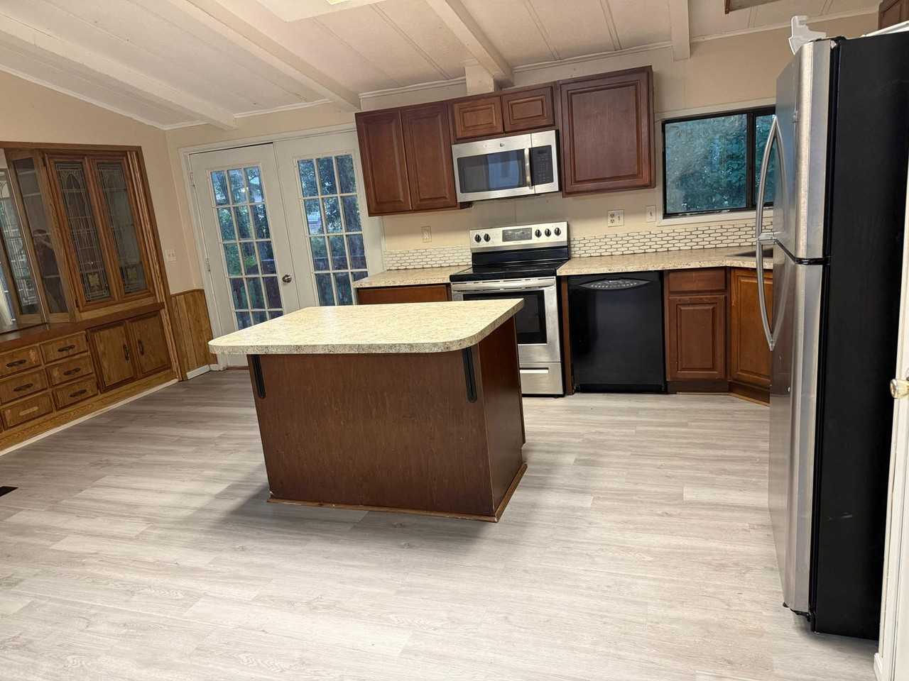 335 Red Hill Rd - Photo 2 of 13