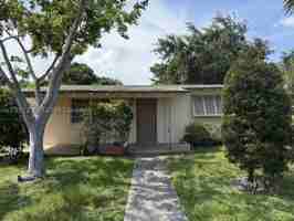featured image of 262 Sw 9th St #1