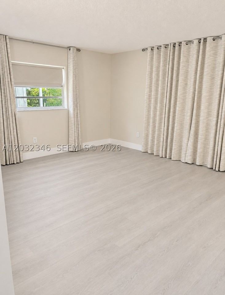 22745 Sw 65th Way #0 - Photo 3 of 21