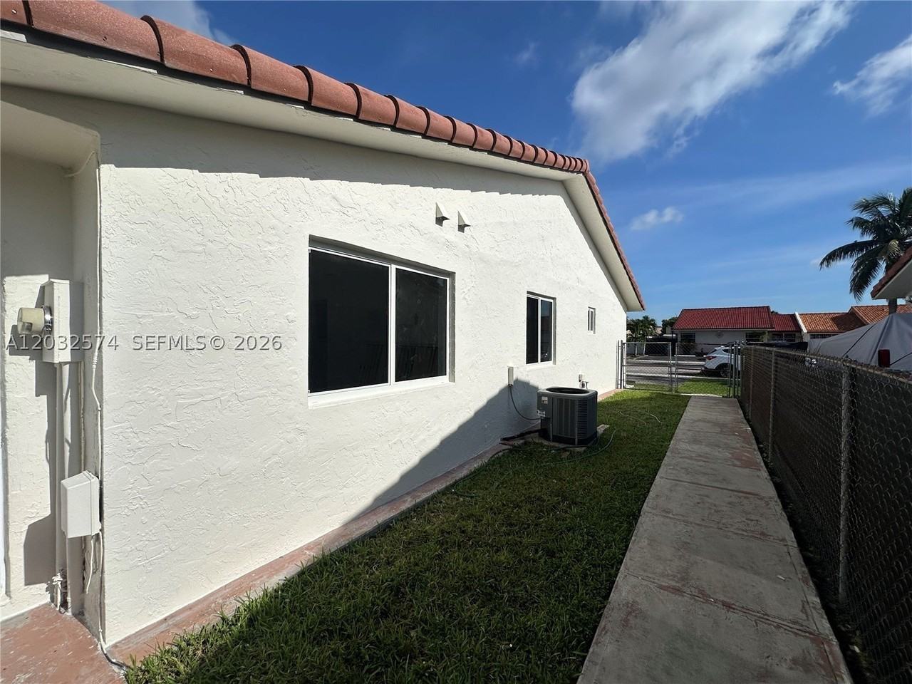 11430 Sw 5th Ter #0 - Photo 3 of 15