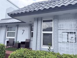 featured image of 301 Bonaventure Blvd #7