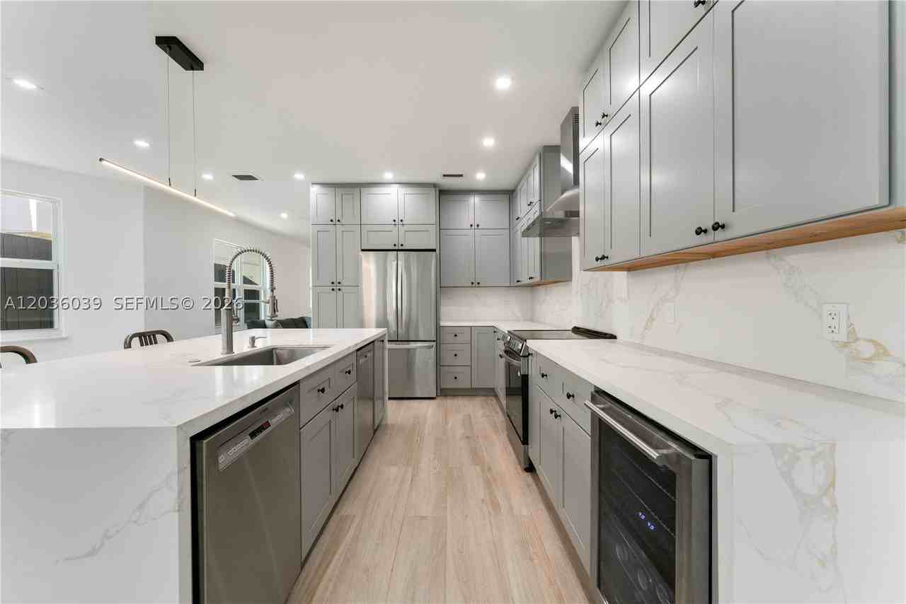 3125 Paola Dr #15 - Photo 4 of 24