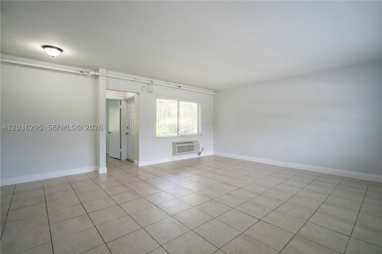8300 Abbott Ave #18 - Photo 4 of 17