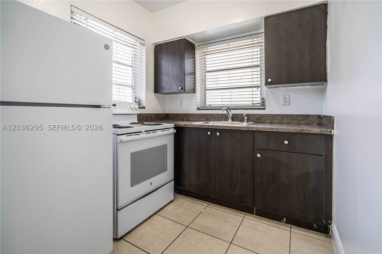 8300 Abbott Ave #18 - Photo 7 of 17