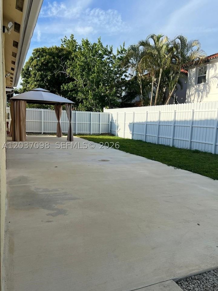 6101 Sw 159th Ct #2 - Photo 6 of 17