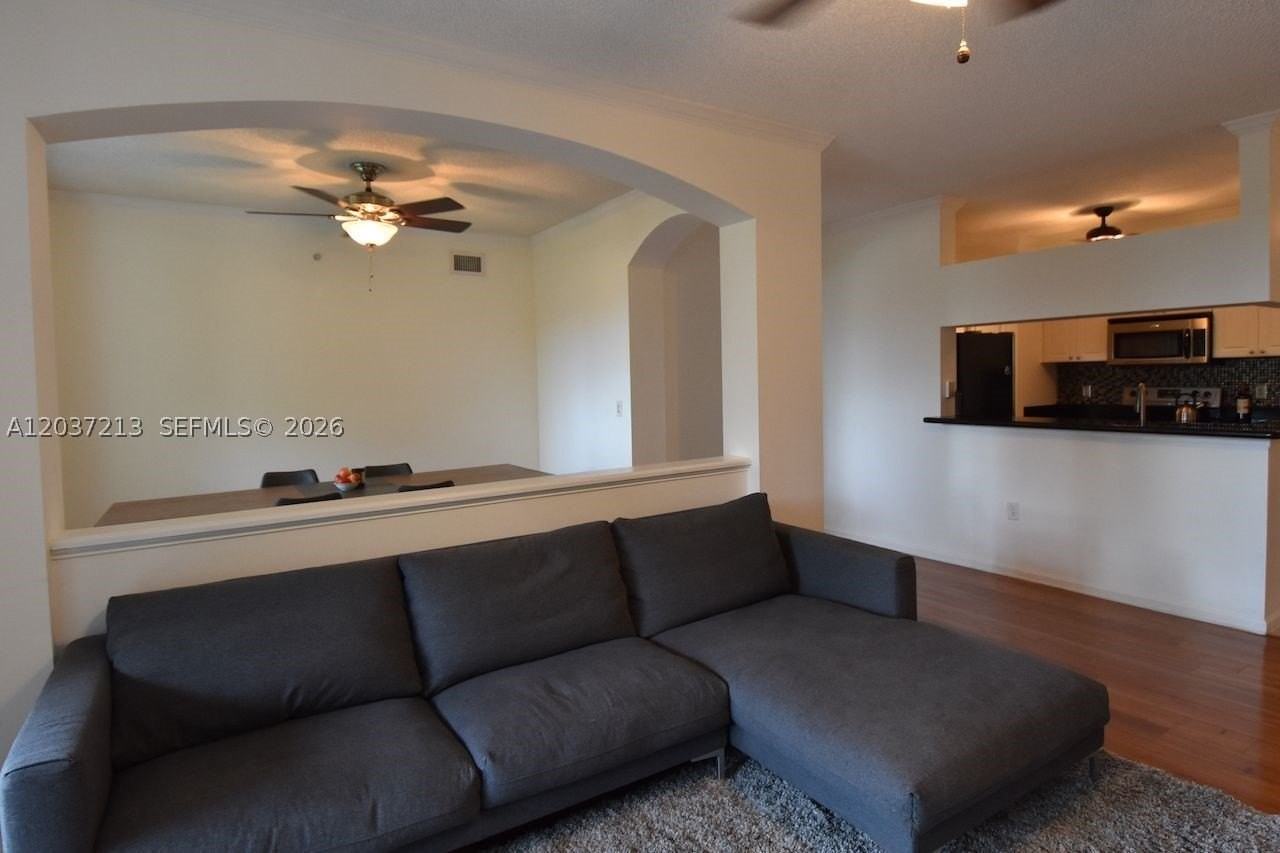 17150 N Bay Rd #2314 - Photo 3 of 15