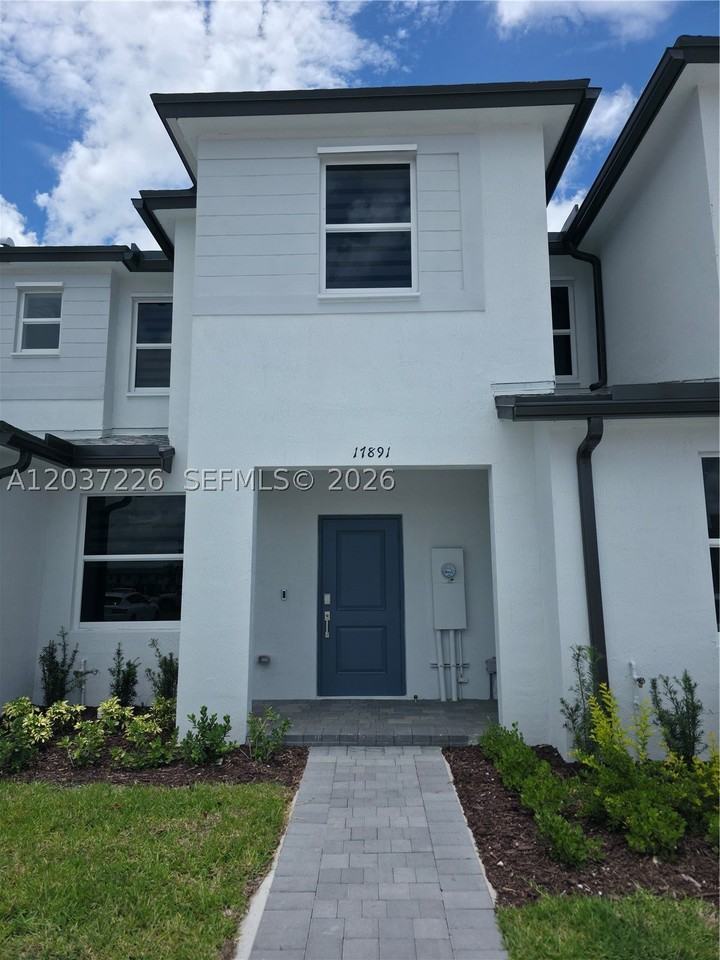 17891 Sw 356th Ter - Photo 2 of 30