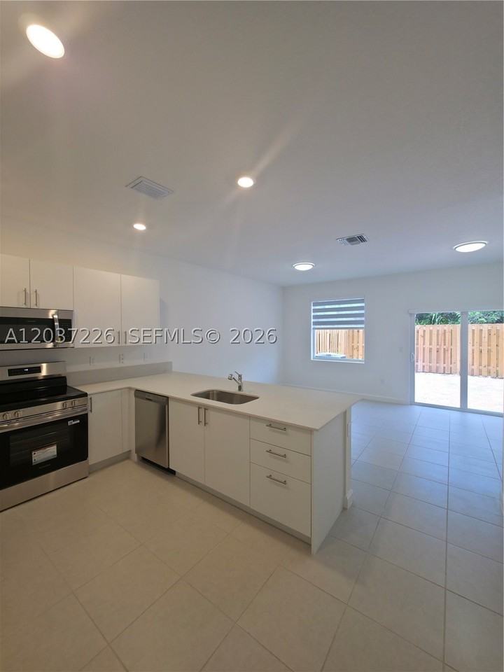 17891 Sw 356th Ter - Photo 6 of 30