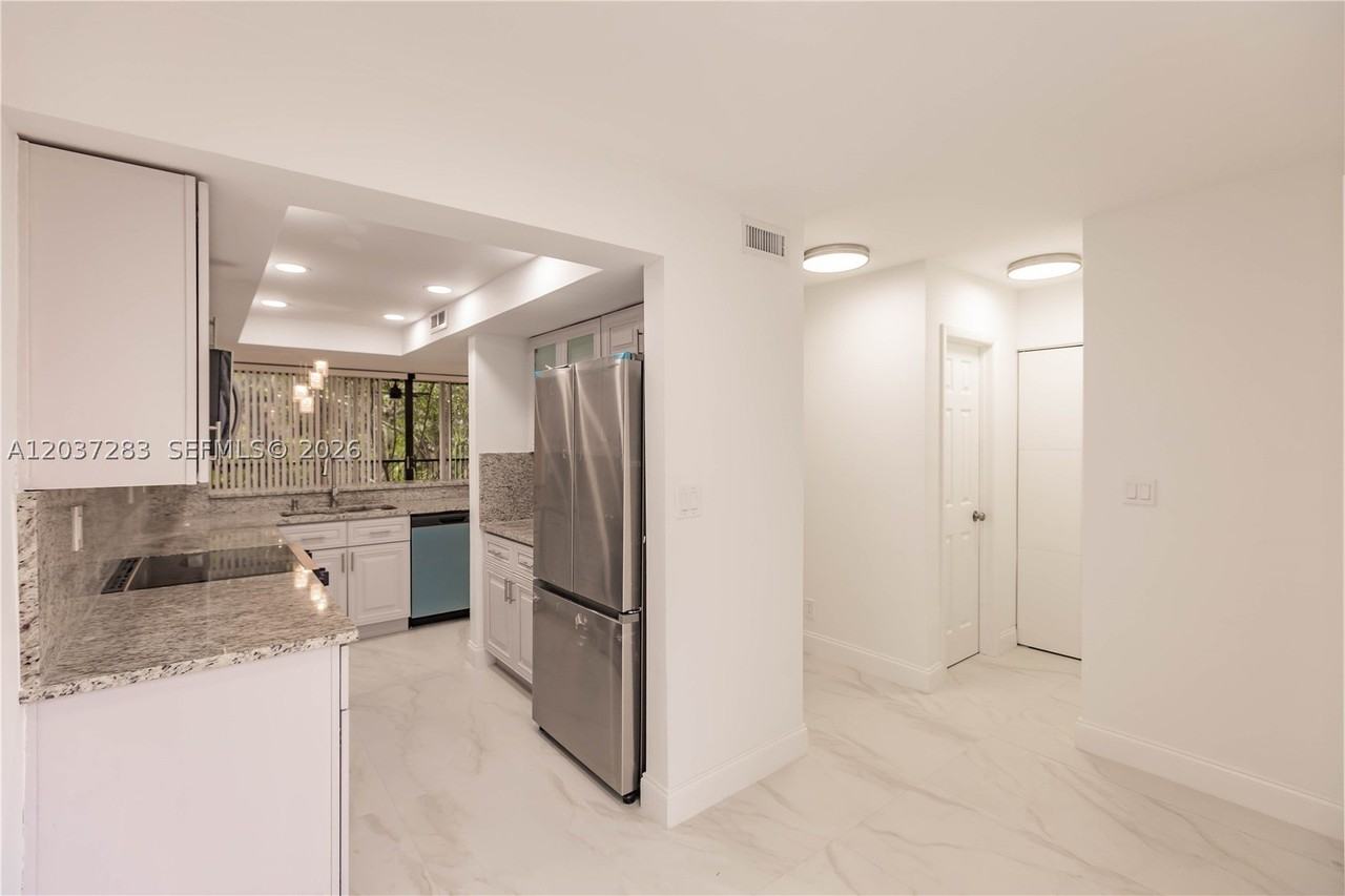 2931 Sw 87th Ter #1921 - Photo 5 of 38