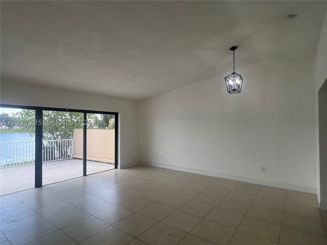 11800 Sw 123rd Ave - Photo 2 of 12
