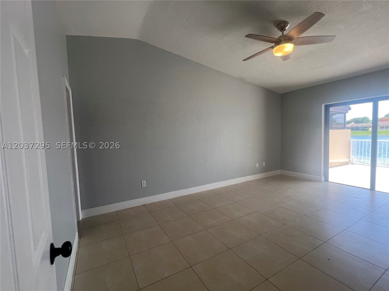 11800 Sw 123rd Ave - Photo 6 of 12