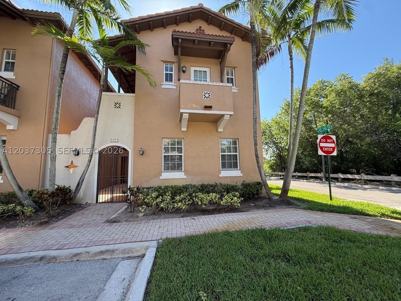 625 Sw 146th Ter #901