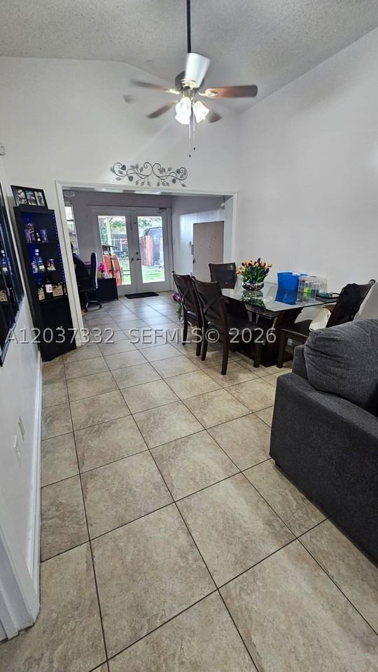 11878 Sw 208th Ter - Photo 6 of 27
