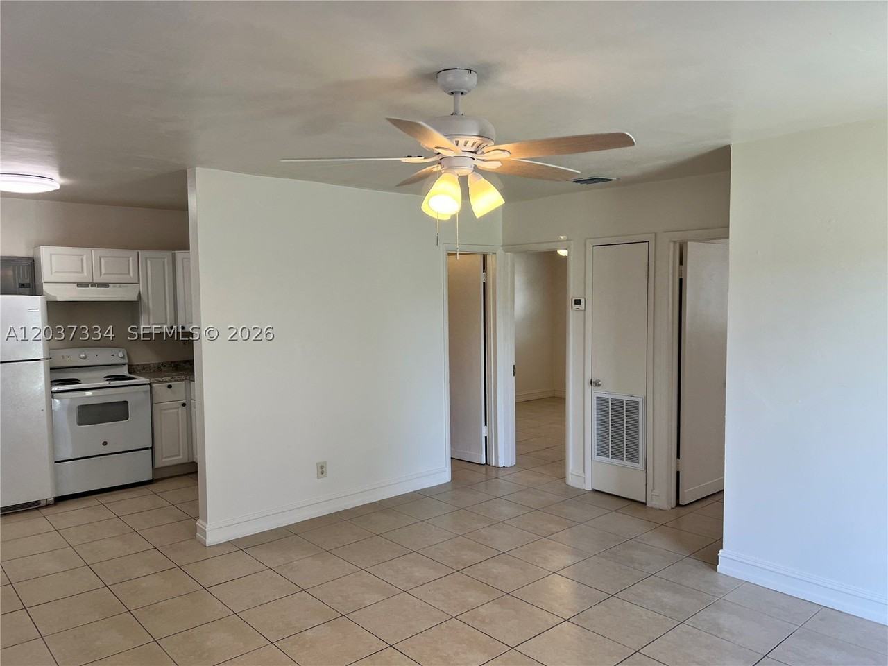 2910 Nw 92nd St #2910 - Photo 2 of 8