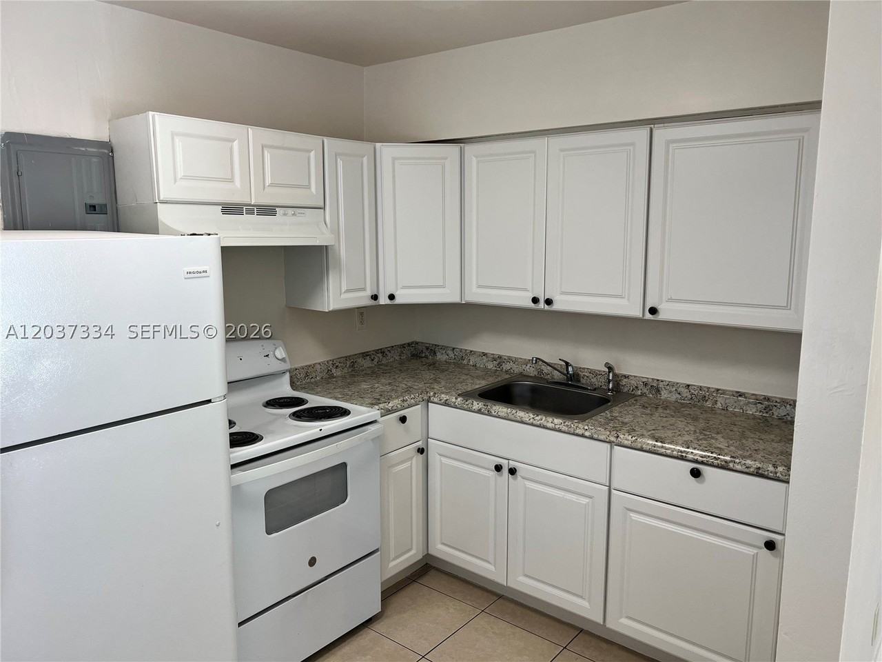 2910 Nw 92nd St #2910 - Photo 3 of 8