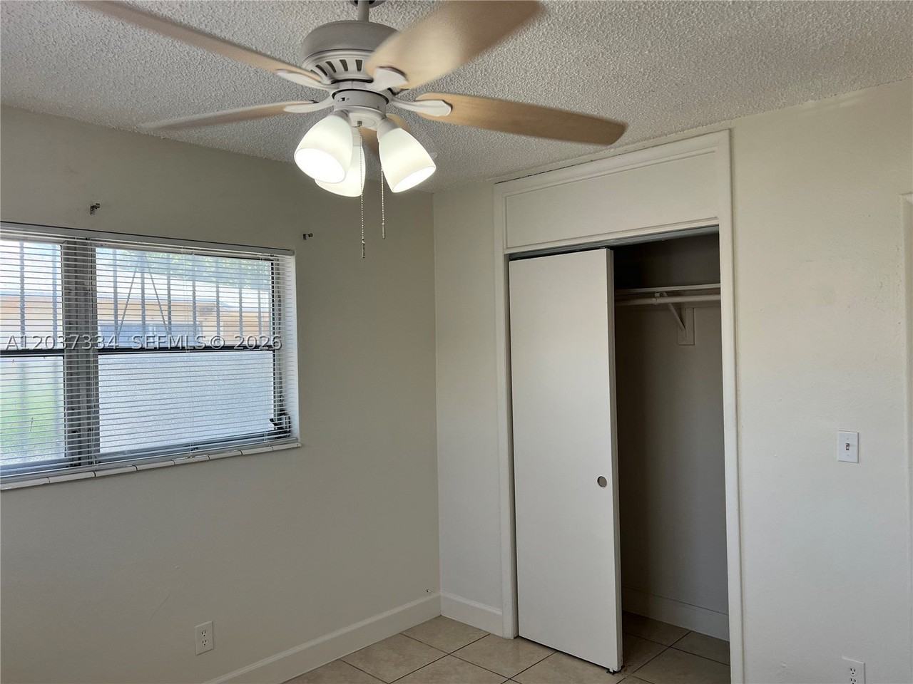 2910 Nw 92nd St #2910 - Photo 6 of 8