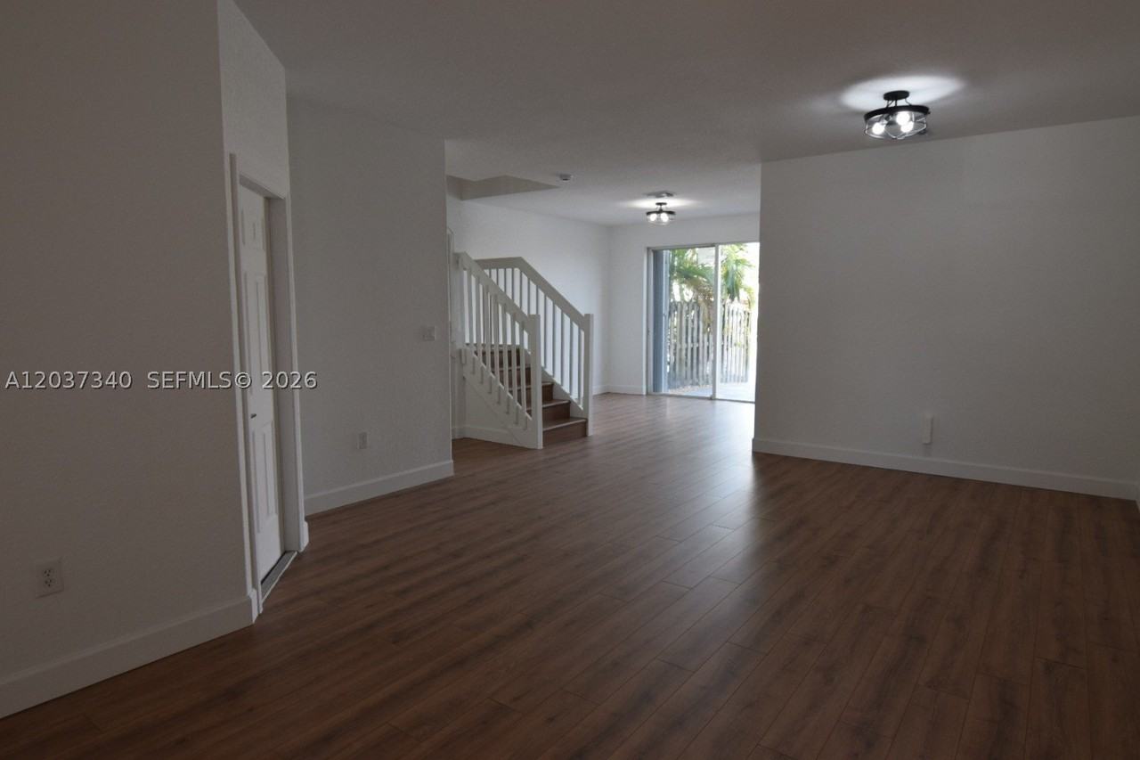 7848 Nw 114th Path #7848 - Photo 2 of 28