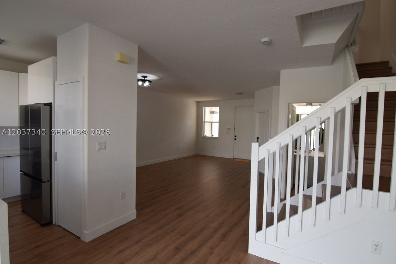 7848 Nw 114th Path #7848 - Photo 6 of 28