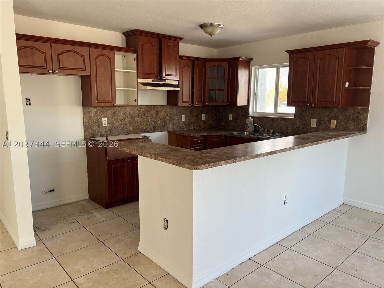 7012 Nw 6th Ct #7012 - Photo 2 of 4