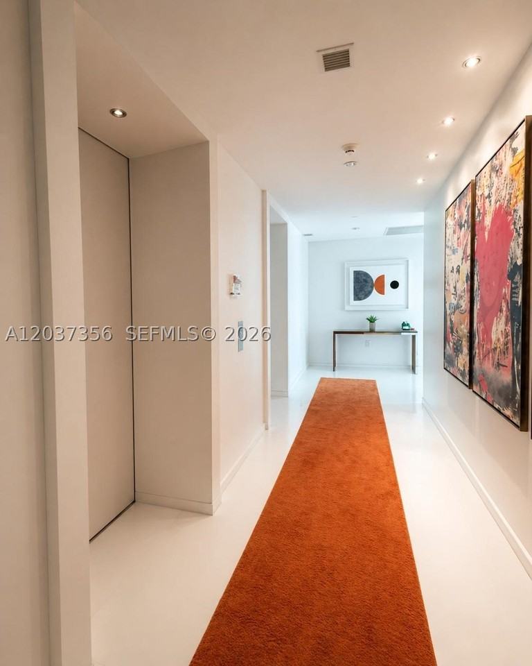 1100 Biscayne Blvd #4001 - Photo 7 of 33