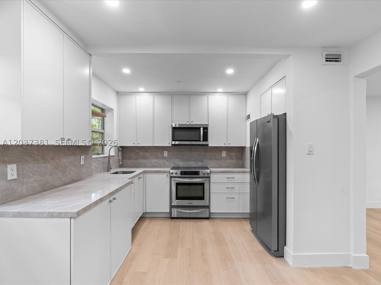 5625 Sw 80th St #113B - Photo 7 of 18