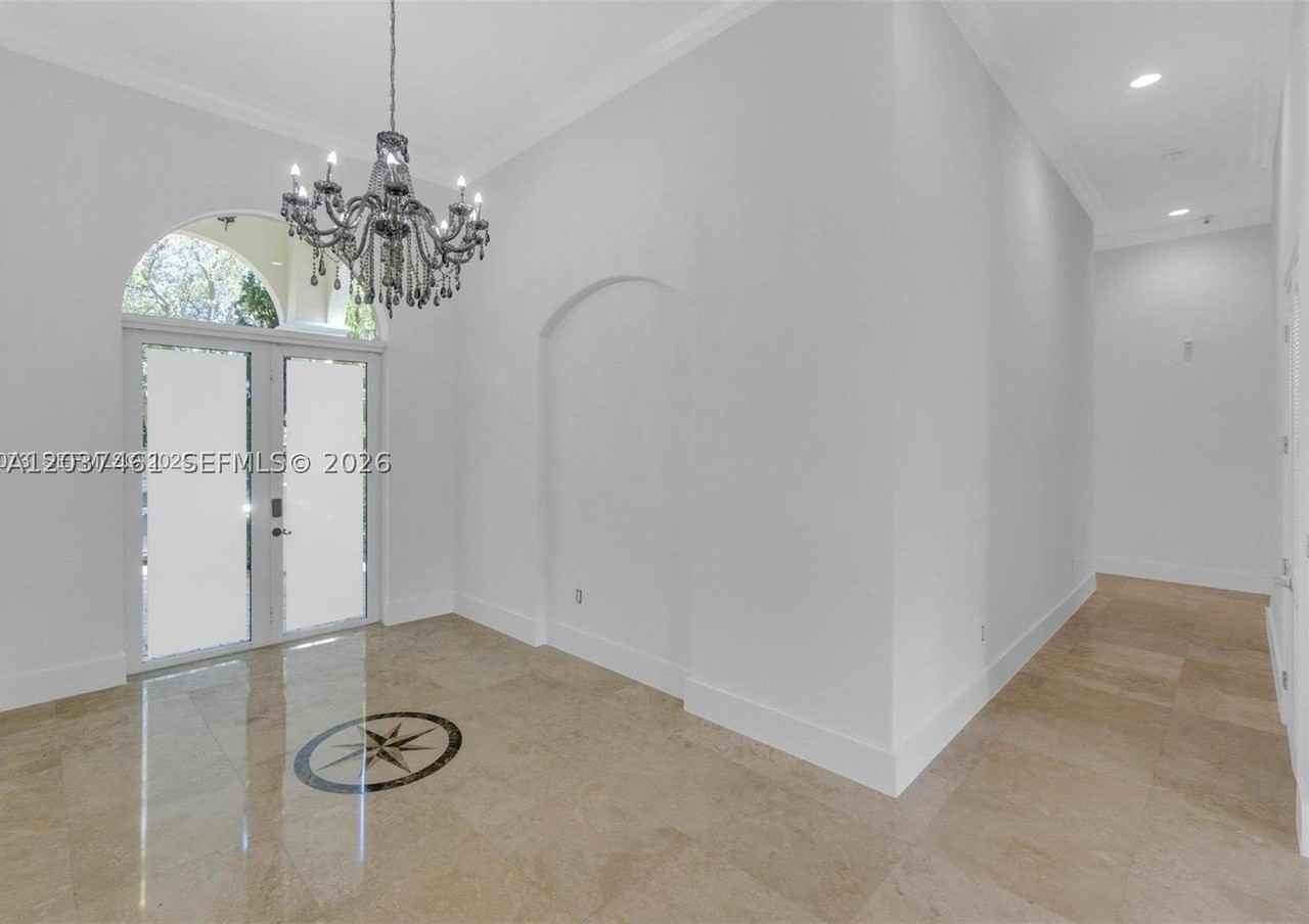 17910 Sw 80th Ave - Photo 3 of 21